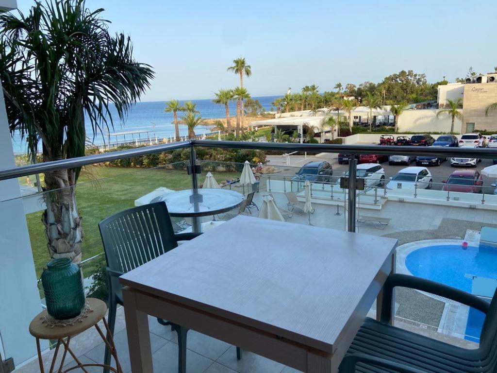 Coralli Superior Seaview Protaras Luaran gambar